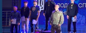 Гордість Бессарабії: Василь Михайлов здобуває золото на Кубку України з боротьби