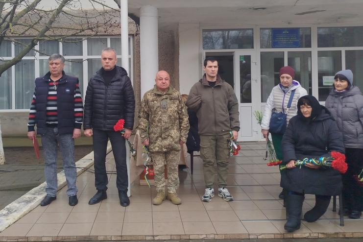 У Кубеї відкрили меморіальну дошку Павлу Бочевару — воїну, волонтеру та “художнику”, який жив на повну