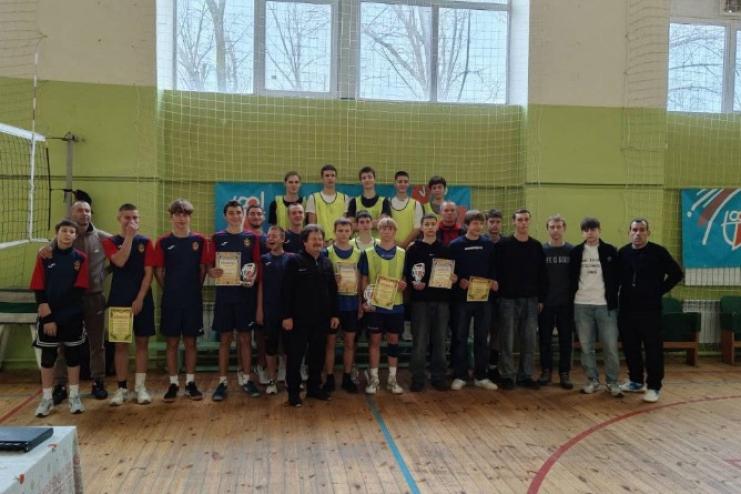 В Арцизі визначили чемпіонів Гранд-фіналу волейбольного турніру «Пліч-о-пліч»