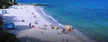 Екопрокуратура вимагає законного використання пляжів Одеси: міськрада скасувала правила, що дозволяли оминати конкурси