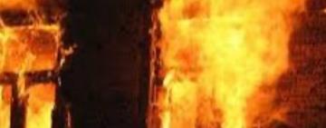 Поліцейські відправили на лаву підсудних жителя Одеського району за підпал будинку співмешканки