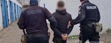 На Білгород-Дністровщині поліцейські затримали двох молодиків, причетних до серії грабежів 