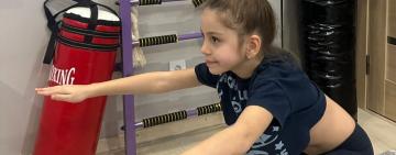 Семирічна одеситка встановила національний рекорд з присідань