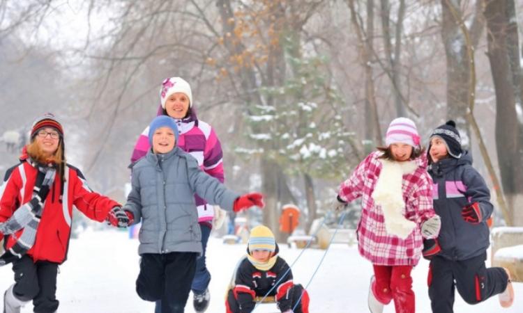 Зимові канікули 2025-2026 триватимуть близько двох тижнів в більшості шкіл України 