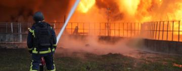 На Одещині кілька днів гасили пожежу на промисловому об’єкті після ударів РФ