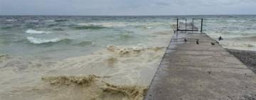 Ворожа атака спричинила забруднення довкілля Одещини: екологи фіксують наслідки та рахують збитки