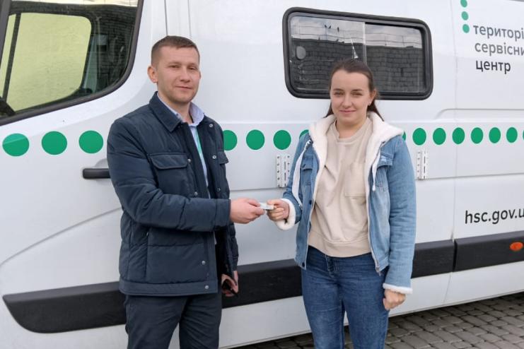 Ветеран війни підсилив команду сервісного центру МВС в Ізмаїлі: шлях від фронту до цивільної служби