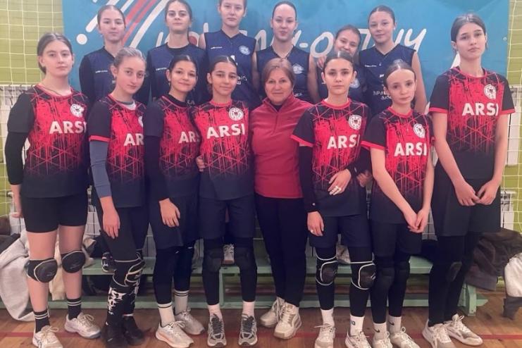 Арцизький ліцей №4 знову став лідером з волейболу у "Пліч-о-пліч"
