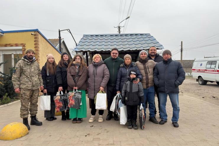 «Шляхетна справа» та «Крила народу»: спонтанне об’єднання, яке подарувало дітям Героїв  новорічне тепло