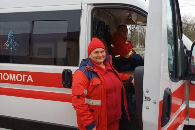 Передчасні пологи вдома: на Одещині медики екстреної допомоги врятували життя немовляти