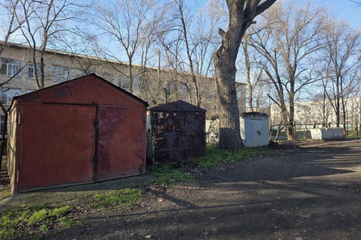 Або самі, або примусово: міськрада Арциза попереджає про демонтаж споруд