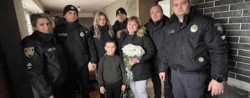 Поліцейські Одещини привітали з днем народження сина свого зниклого безвісти колеги