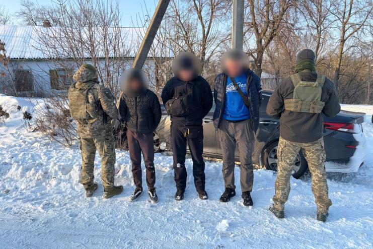 На Одещині порушники, тікаючи від прикордонників, «зустрілися» зі стовпом