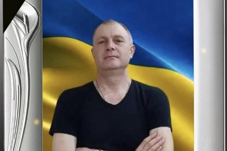 На щиті до рідної Сарати повертається  Захисник України Володимир Варзарь