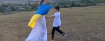 Веселокутський ліцей Теплицької громади відзначив День Соборності України творчою ініціативою