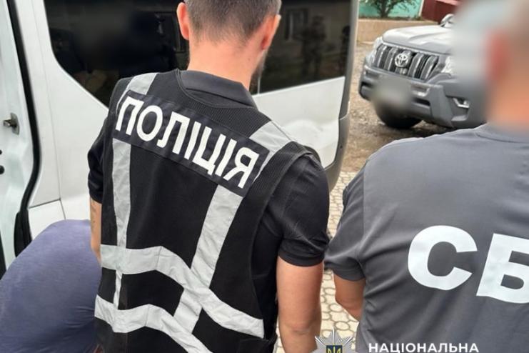 Правоохоронці викрили схему втечі військовозобов’язаних під виглядом працівників Укрзалізниці