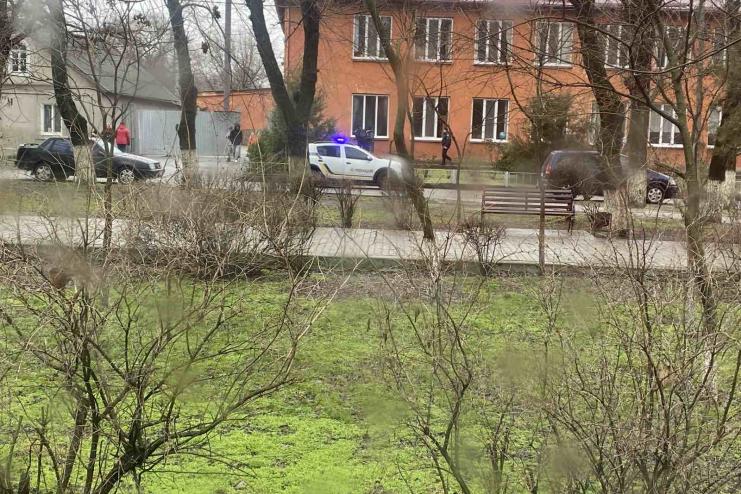 ДСНС і поліція перевіряють школи Арциза через повідомлення про мінування