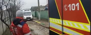 На Одещині карета швидкої застрягла в багнюці: рятувальники допомогли медикам дістатися до пацієнтів