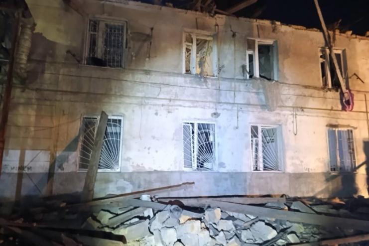 Внаслідок ворожої атаки пошкоджень зазнали цивільна та промислова інфраструктура у двох районах Одеси