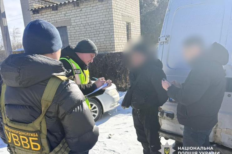 На Одещині викрили двох організаторів незаконного переправлення чоловіків за кордон