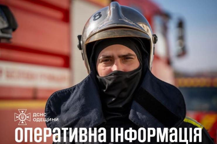 Резонансна пожежа в Одесі: під час гасіння виявили тіло чоловіка