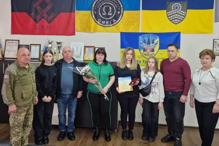 У Болграді родині загиблого воїна Едуарда Пельтека вручили орден «За мужність» (посмертно)