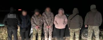 На Одещині жінка перевозила чоловіків за кордон під виглядом військових