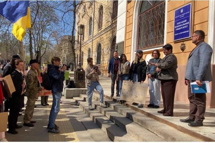 Олександр Музичко перестав виходити на зв’язок: в ОНУ не можуть розпочати службове розслідування