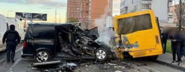 Смертельна ДТП в Одесі: зіткнулися мікроавтобус і маршрутка, є загибла та постраждалі