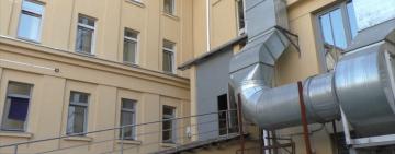 Ремонт театру в центрі Одеси: двох фігурантів підозрюють у розтраті бюджетних коштів