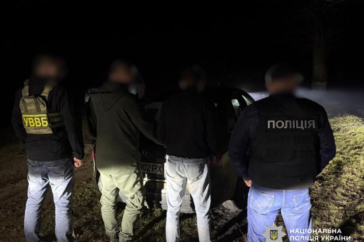 6 тисяч доларів за втечу до Молдови: на Одещині викрили організатора незаконного переправлення чоловіків через кордон