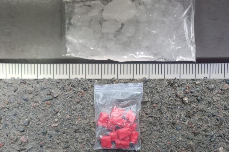 Болградські поліцейські викрили наркоділка з Ізмаїла: розкладав десятки «закладок» із психотропами