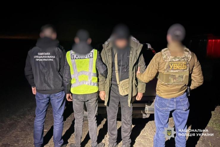 Три тисячі євро за «допомогу»: на Одещині затримали чоловіка за спробу підкупити прикордонника