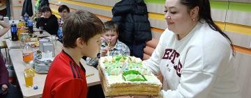 «Я не вмію любити в пів серця»: історія жінки з Вилкового, яка стала родиною для п’ятьох дітей