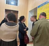 В Одесі суд відправив під варту 17-річного студента через пошкодження поліцейського авто під час конфлікту із затриманням військового