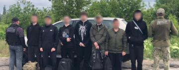 На Одещині прикордонники затримали сімох чоловіків, які намагалися незаконно потрапити до Молдови