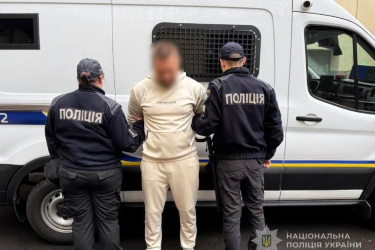 Поліцейські затримали жителя Одеси за підозрою у спричиненні тяжких тілесних ушкоджень перехожому