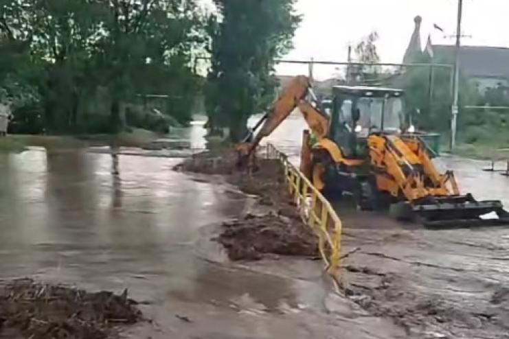 Другий день злив: у Рені через негоду підіймається рівень води в балці Баланешти