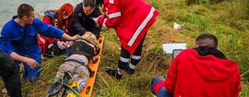 На Одещині рятували дівчину, яка впала з крутого обриву