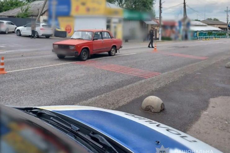 ДТП у Татарбунарах: водій легковика збив пенсіонерку, яка переходила дорогу в невстановленому місці