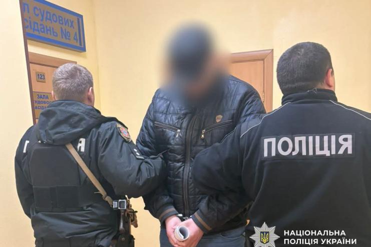 16 тисяч доларів за фіктивну інвалідність: в Одесі судитимуть сімейного лікаря та його спільницю