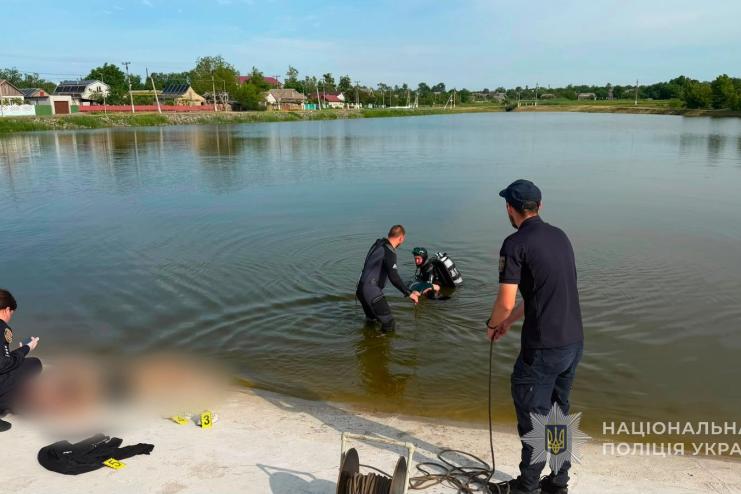 Трагедія на Одещині: на ставку утонули дві неповнолітні дівчини