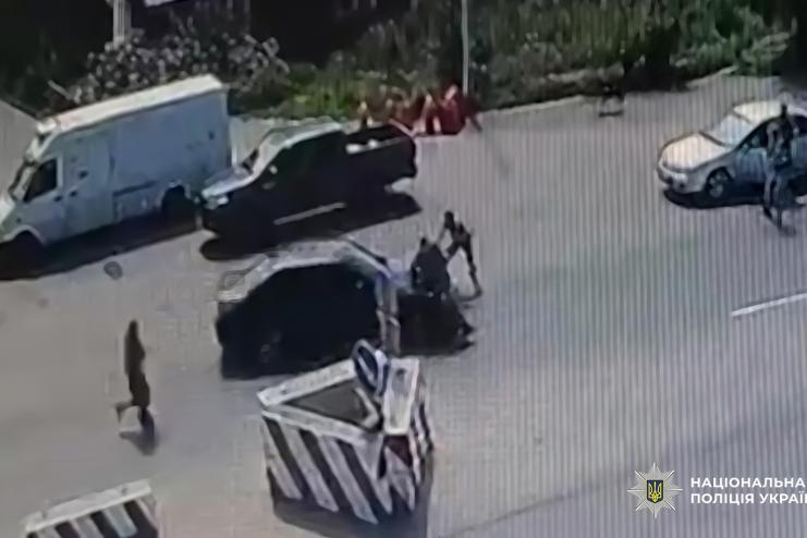 Наїхав на прикордонника та намагався втекти: на Одещині затримали водія «BMW»