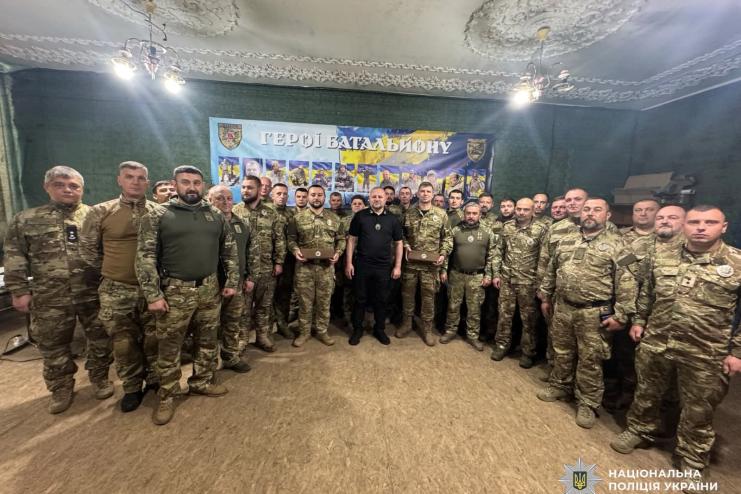 Бійці стрілецького батальйону поліції особливого призначення Одещини отримали відзнаки за доблесну службу