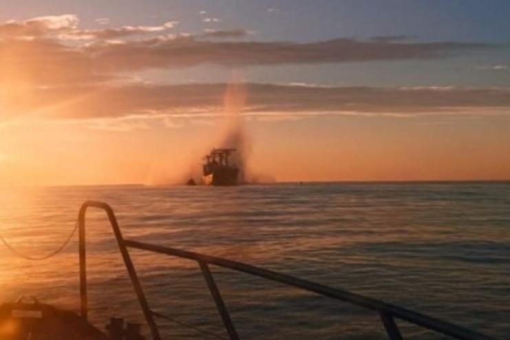 Ворог знову атакував цивільні судна в акваторії Чорного моря: є загиблий та поранені 