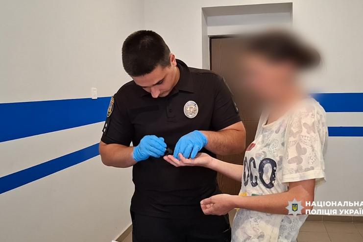На Одещині матір звіряче побила маленького сина:  дитина в лікарні, жінка під вартою