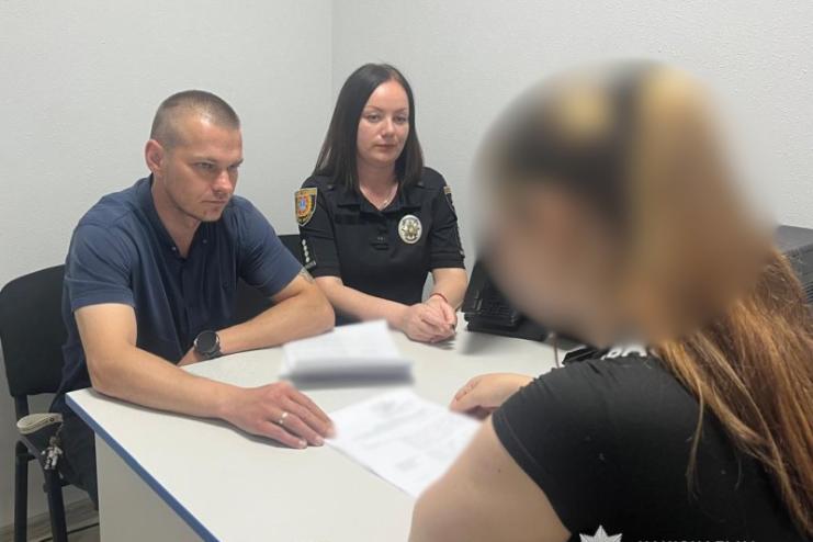 На Ізмаїльщині судитимуть 17-річну дівчину, яка продавала в інтернеті неіснуючі смартфони