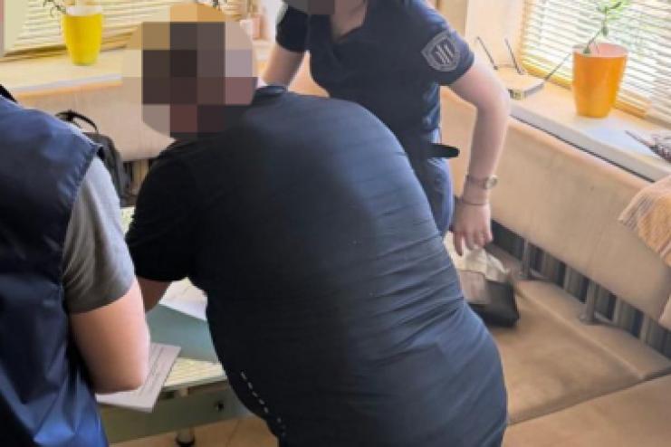 Вихваляв путіна замість оборони країни: на Одещині ДБР затримало підполковника-правоохоронця