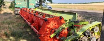 На Одещині представники агрофірми незаконно скосили чуже поле ячменю: поліція затримала організатора