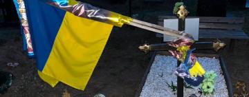 Наруга над пам'яттю Героя: на Одещині поліція шукає вандалів, які спаплюжили могилу військового